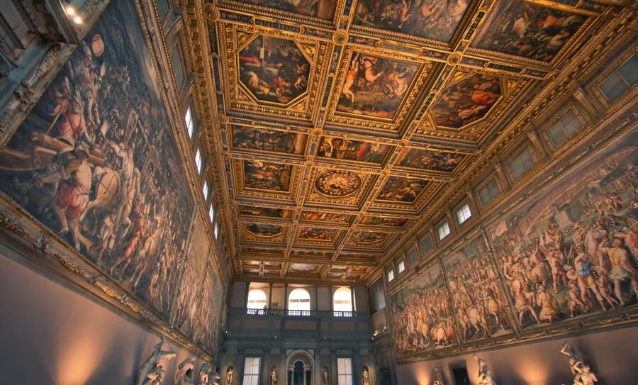 Florence: Palazzo Vecchio Guided Tour - Medici power in the palace apartments