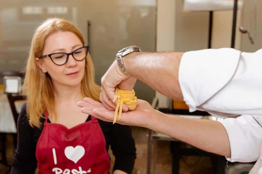 Florence: Pasta Class with Wine, Limoncello and Dessert - Key points to know