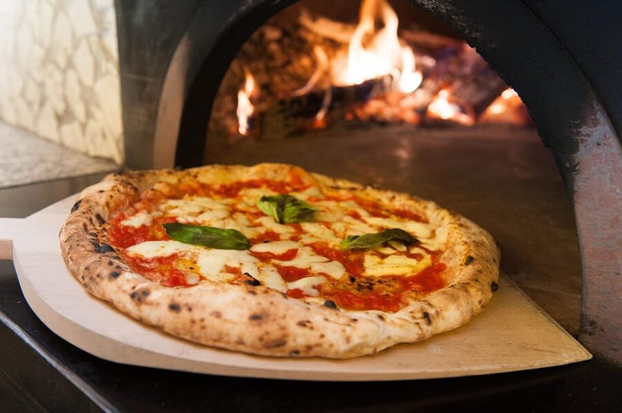 Florence: Pizza and Gelato Experience with Unlimited Wine - Who should book this Florence cooking class?