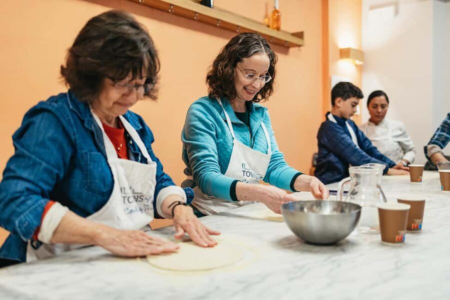 Florence: Pizza and Gelato Preparation Class - What this Florence cooking class is really like