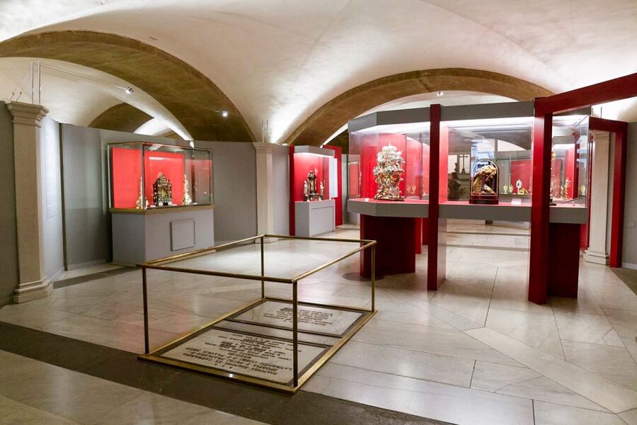 Florence: Reserved Entrance Ticket to the Medici Chapel - Is $20 a fair price?