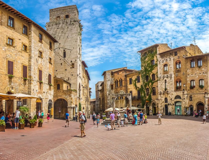 Florence: Siena & San Gimignano Day Trip with Lunch & Wine - Who should book this tour