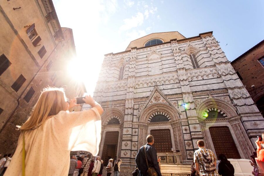 Florence: Siena, San Gimignano & Monteriggioni with Tasting - Why this $46 Tuscany trip offers strong value