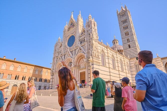 Florence: Siena & San Gimignano with Dinner in a Boutique Winery - San Gimignano: towers, gelato, and a short clock