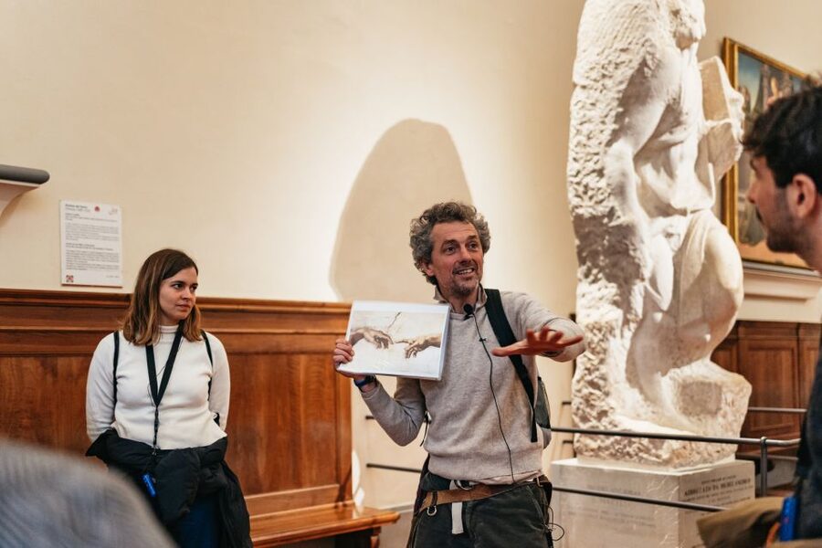 Florence: Skip-the-Line Accademia Guided Tour - Inside the Accademia: a focused one-hour route