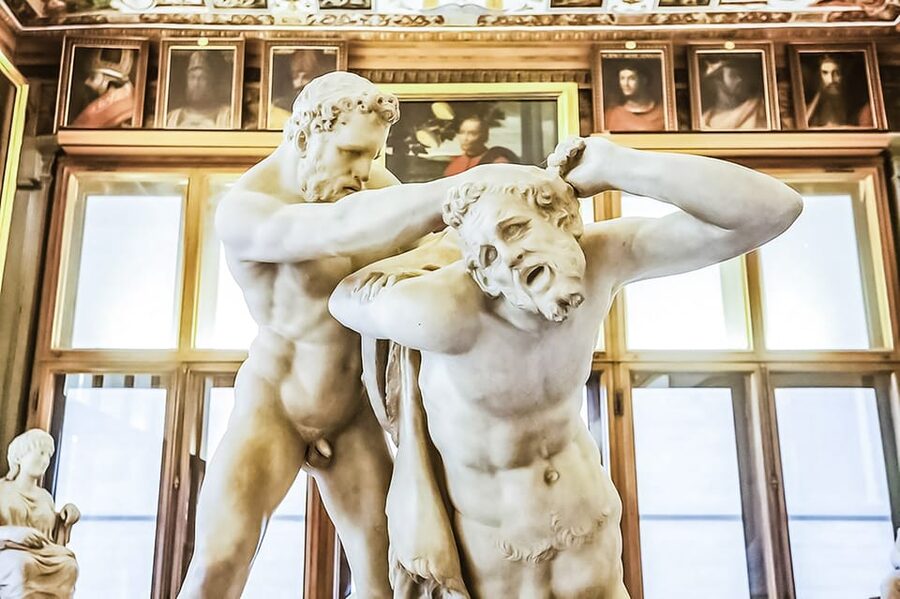 Florence: Skip-The-Line Uffizi Gallery Timed Entry Ticket - Entering the gallery through Door 1