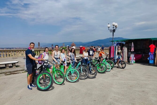 Florence Small Group Electric Bike City Tour - The Duomo, Piazza della Repubblica, and changing city streets