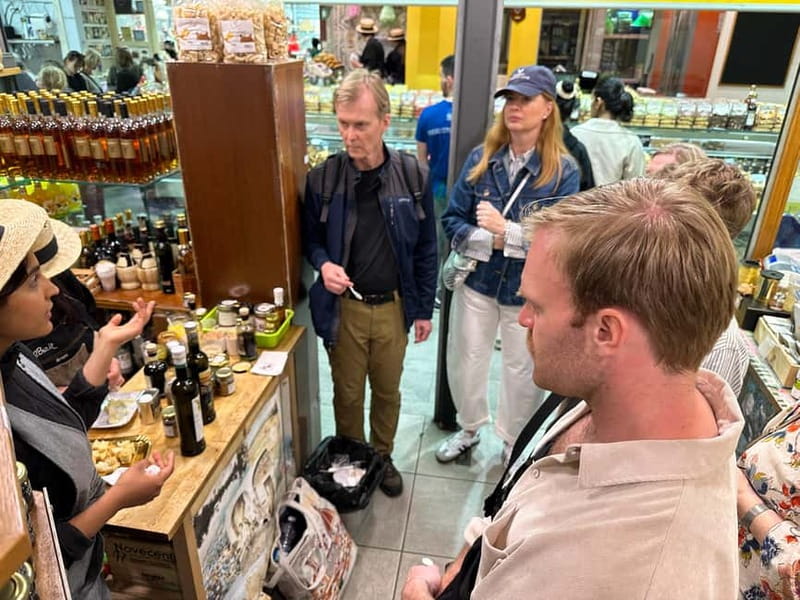 Florence: Street Food Tour with Wine & Local Guide - Who should book this food walk?