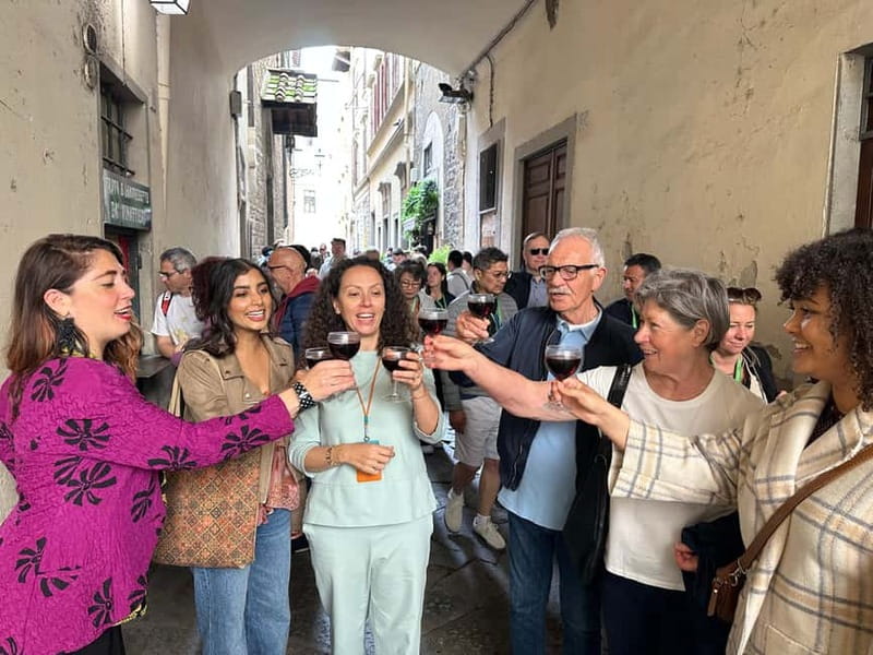 Florence: Street Food Tour with Wine & Local Guide - Schiacciata, wine, and the first food stops