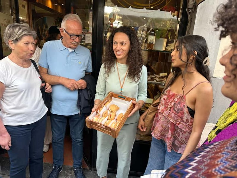 Florence: Street Food Tour with Wine & Local Guide - San Lorenzo Market and the taste of Tuscany