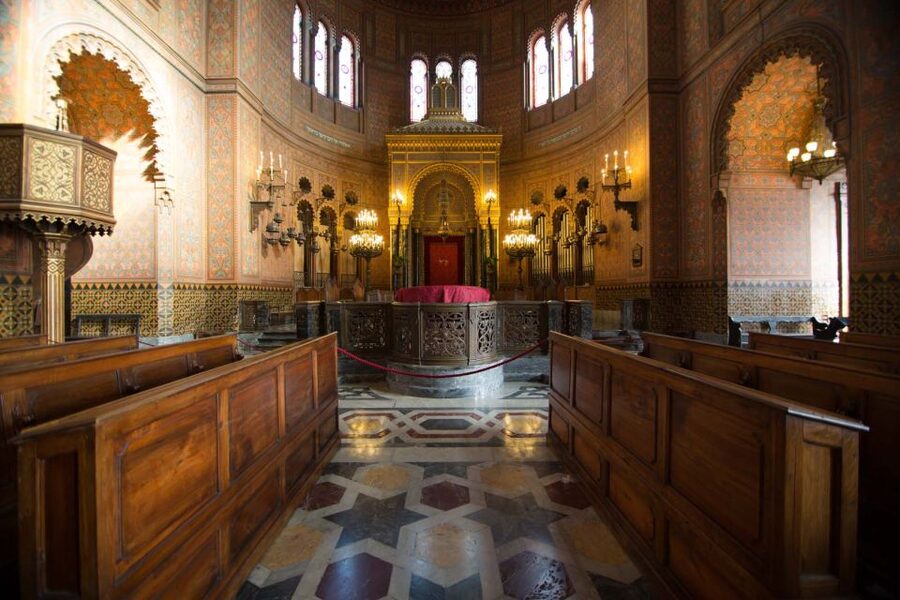 Florence: Synagogue and Jewish Museum Entry Ticket - Inside the prayer hall