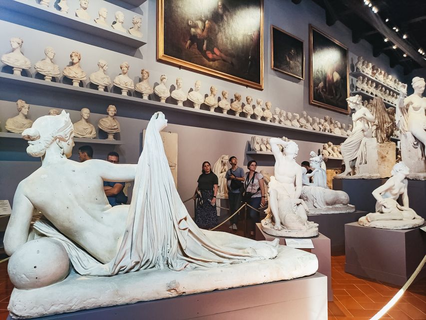 Florence: Timed Entry Ticket to Michelangelo's David & eBook - What timed entry really saves