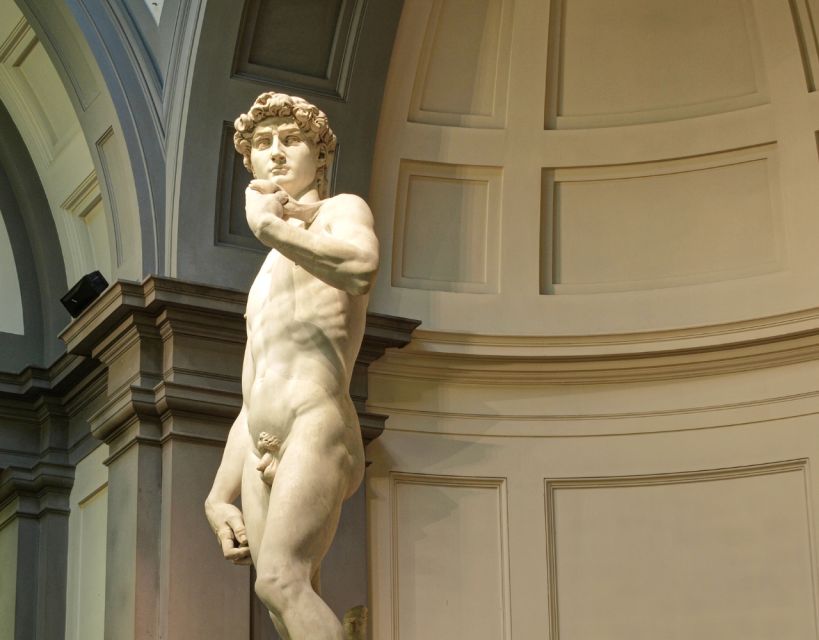 Florence: Uffizi & Accademia Priority Tickets with Audio App - Seeing Botticelli at the Uffizi Gallery