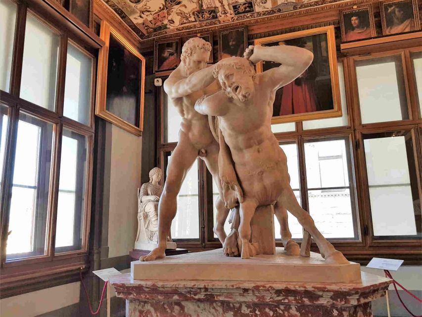Florence: Uffizi & Accademia Priority Tickets with Audio App - Walking from the Accademia to the Uffizi