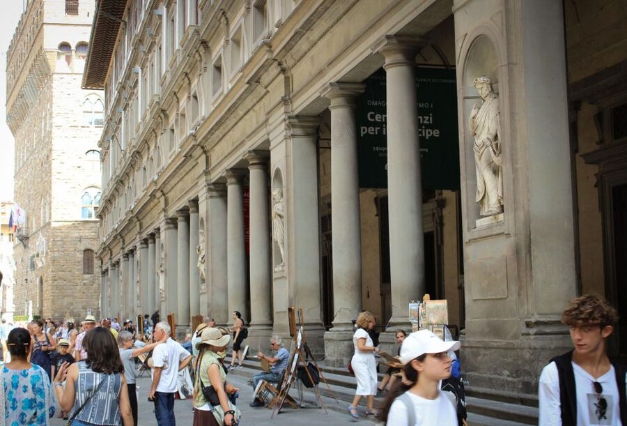 Florence: Uffizi Entry Ticket & Audio Guided Tour with Host - Michelangelo’s Tondo Doni and a different kind of masterpiece