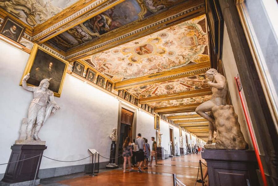 Florence: Uffizi Guided Tour with Skip-the-Line Entry Ticket - The opening rooms: from medieval art to a new way of seeing
