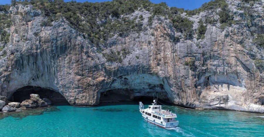 From Cala Gonone: Orosei Gulf Cruise with Stops - Cala Luna and the Bue Marino Choice
