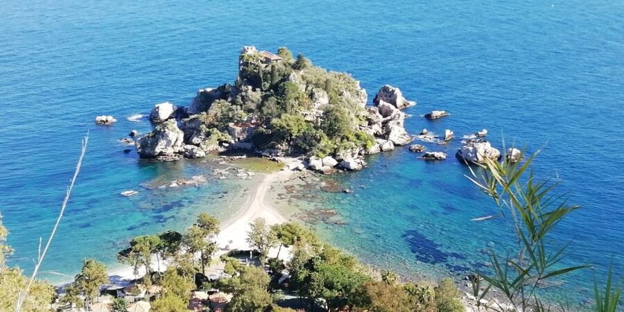 From Catania: Guided Tour of Mount Etna and Taormina - Who should book this Etna and Taormina combination