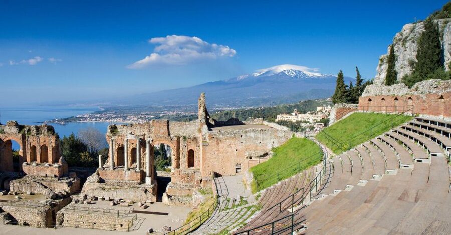From Catania: Guided Tour of Mount Etna and Taormina - The morning pickup from Catania