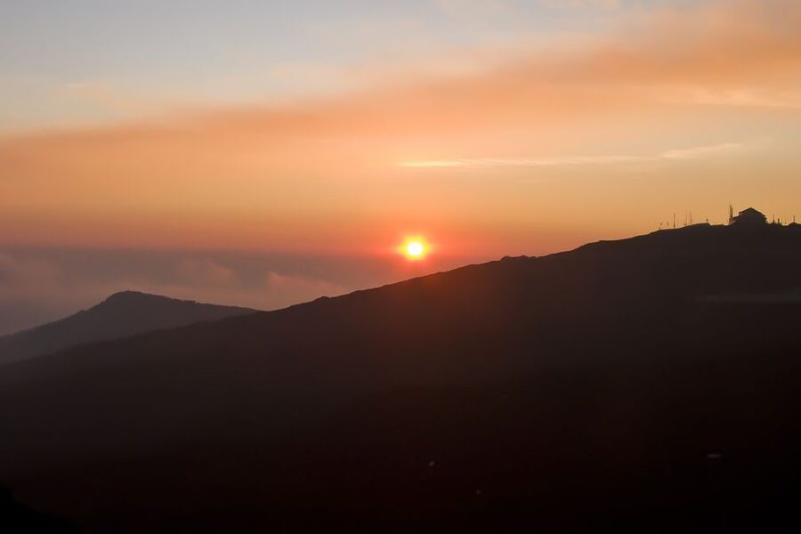 From Catania: Mount Etna Sunset Tour with Tasting and Cave - What to wear and what to expect physically