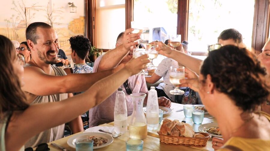 From Florence: Cinque Terre Day Trip with Optional Lunch - Bus-only or full-day option?