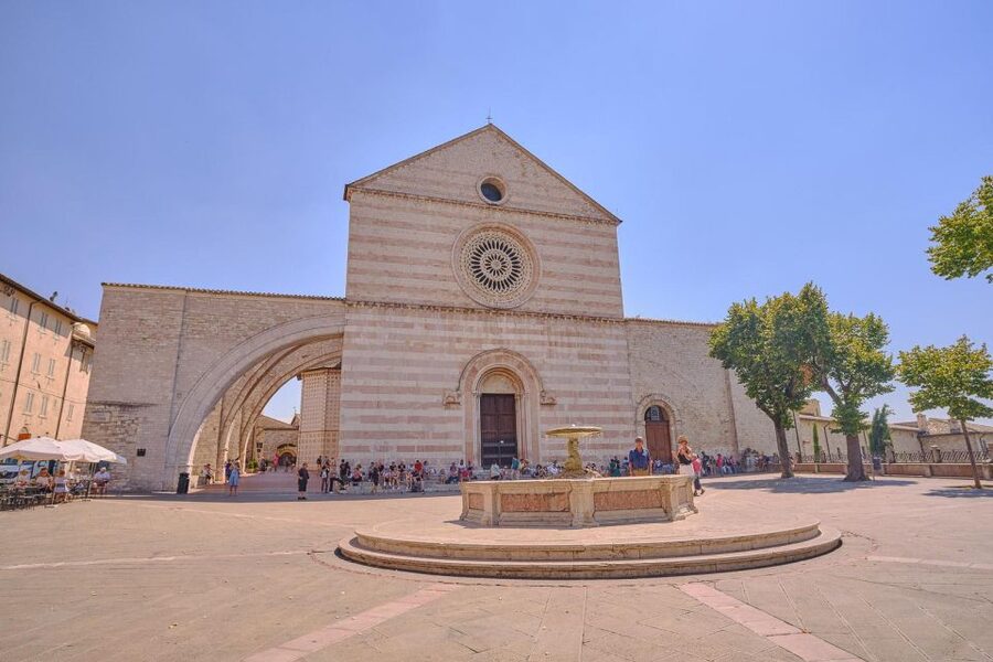 From Florence: Orvieto and Perugia Tour with Church Visits - Santa Chiara and Carlo Acutis’s tomb