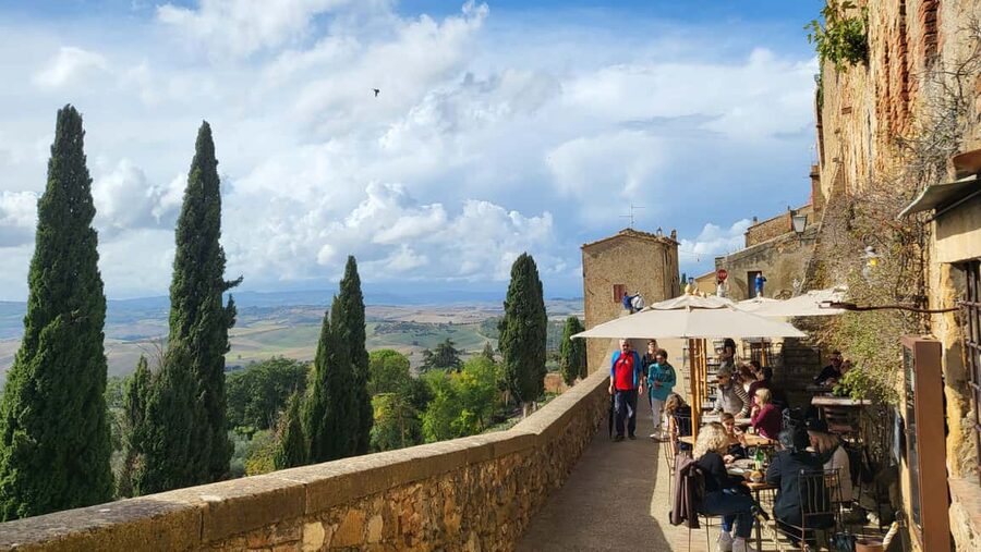 From Florence: Tuscany Hills Wine Tour - Pienza, cheese shops and Renaissance design