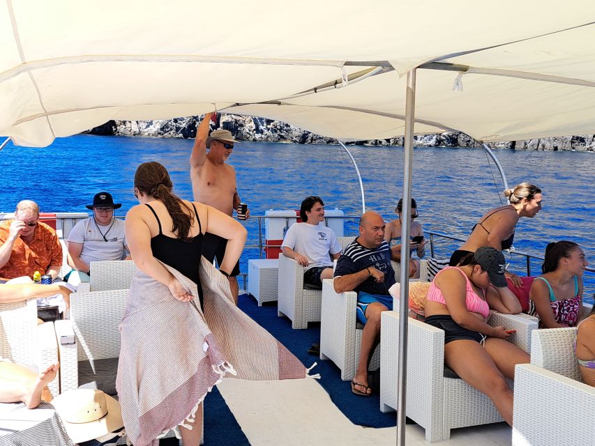 From Ischia: Procida Island Full-Day Boat Tour with Lunch - Lunch at Chiaiolella, served on the boat