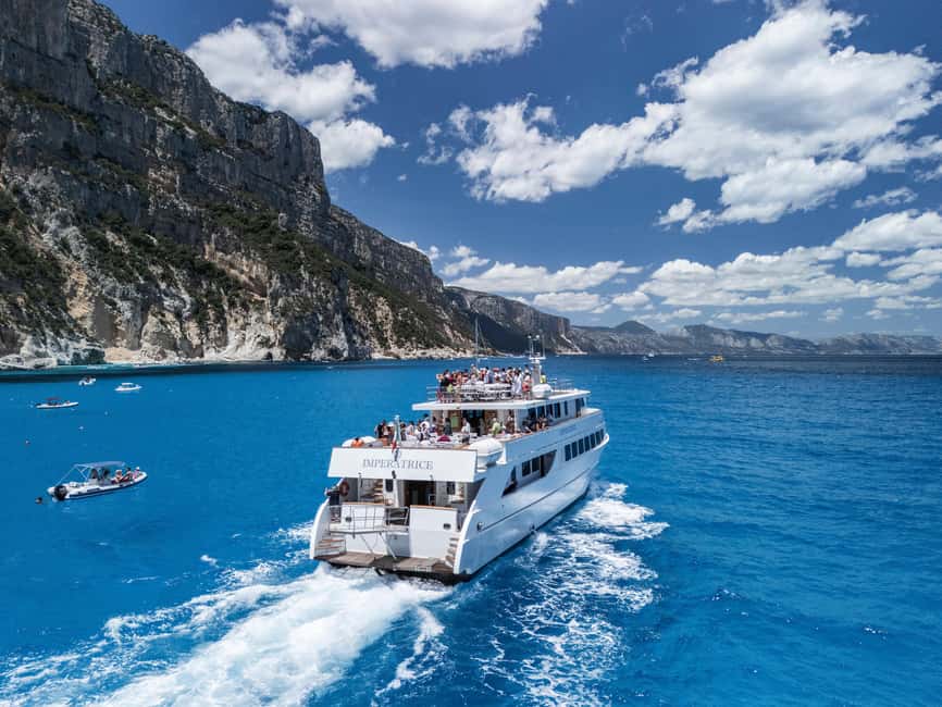From La Caletta or Orosei: Gulf of Orosei Cruise - Cala Mariolu: the visual highlight