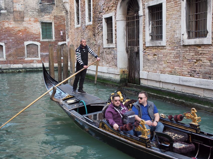 From Lake Garda: Full-Day Guided Group Tour of Venice - St. Mark’s Square and the great monuments