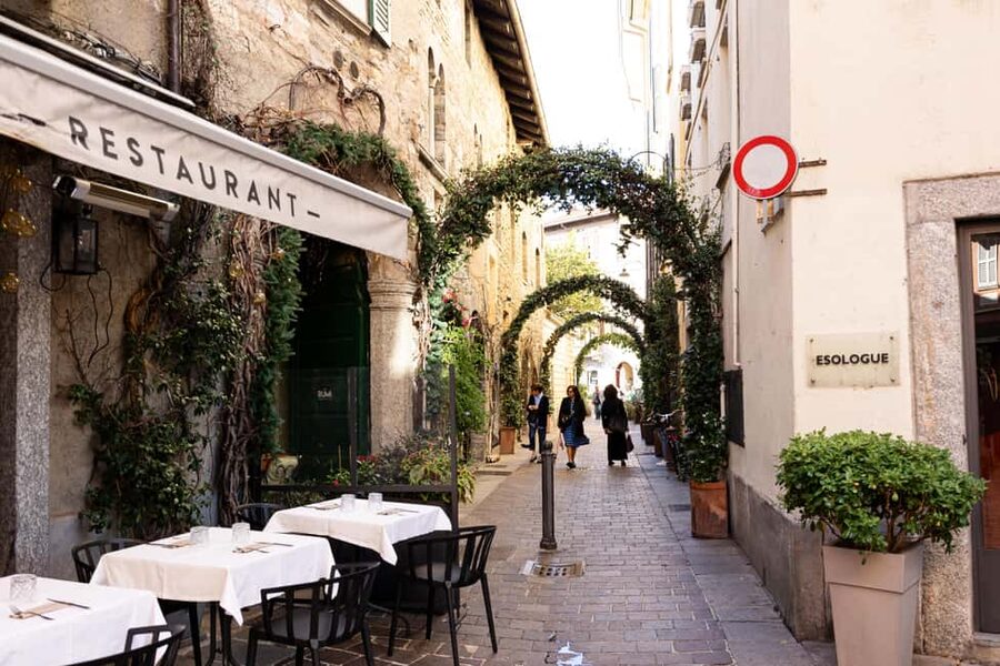 From Milan: Como & Bellagio Day Tour & Scenic Lake Cruise - The cruise that makes the lake memorable