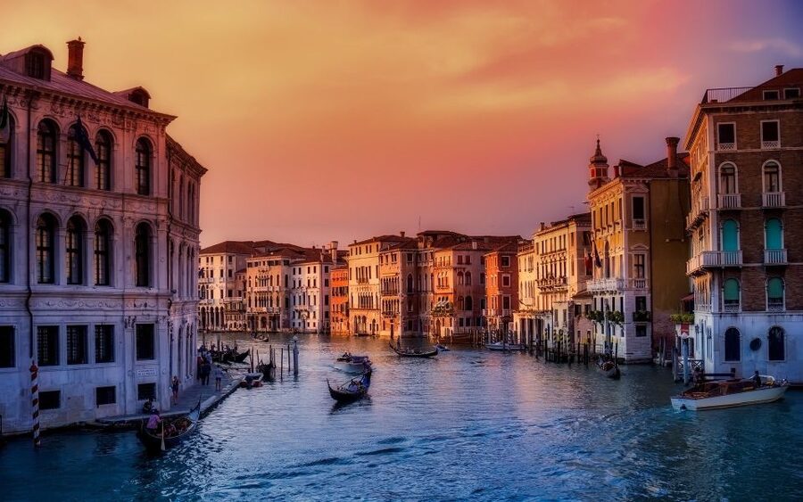 From Milan: Venice and Verona Full-Day Tour by Train - Should you book the Verona and Venice day trip?