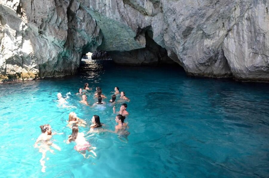 From Naples: Capri Boat Day Trip with Drinks - Who will enjoy this Capri day trip