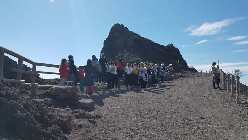 From Naples: Day Trip to Mount Vesuvius - Reaching Vesuvius from central Naples