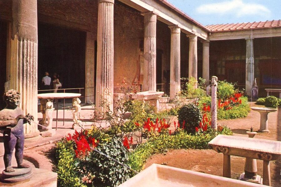 From Naples or Sorrento: Pompei Half-Day Tour - Thermal baths, shops, and the ordinary side of Pompeii
