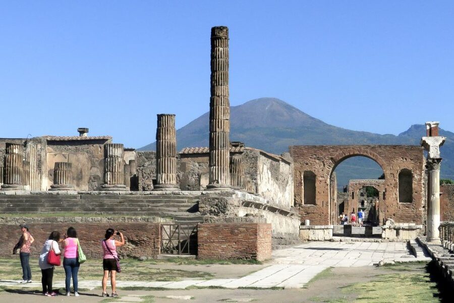 From Naples: Pompeii & Amalfi Coast Full-Day Trip with Lunch - Amalfi: the longest free-time stop