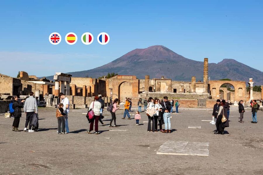 From Naples: Pompeii Skip-the-Line Entry Ticket and Tour - The cameo factory stop before Pompeii