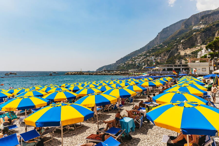 From Naples: Positano and Amalfi Boat Tour with Drinks - Swimming in the clear water