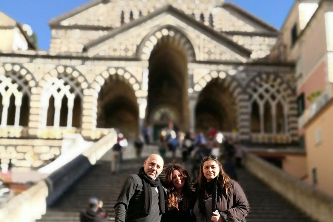 From Naples: Ravello & Amalfi Coast in Small Group - Guides, vehicles, and the feel of the day