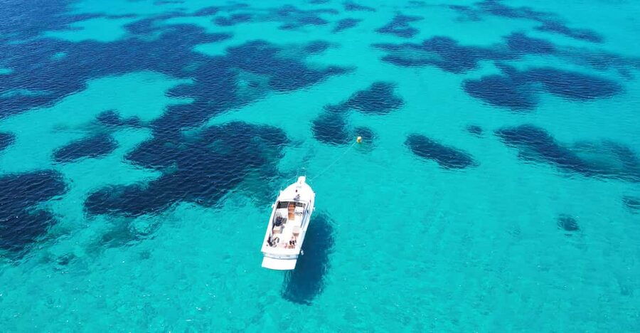 From Palau/La Maddalena: All inclusive Yacht Tour - Santa Maria Island for more time in the sun