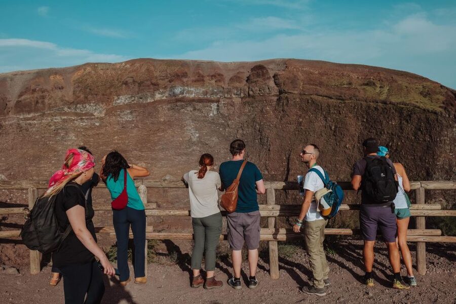 From Pompeii: Mount Vesuvius Guided Tour with Transfer - How the three-hour schedule works