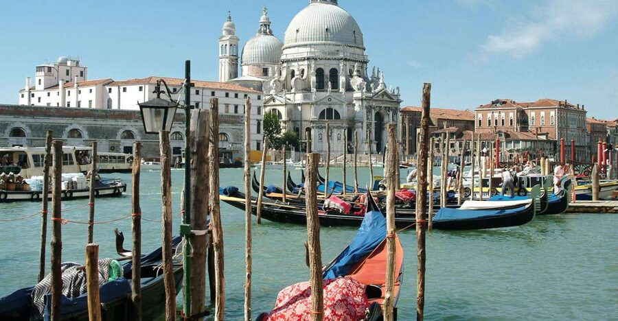 From Porec: Venice Catamaran Crossing One-Way or Round-Trip - Gondola rides, lunch, and taxi boats