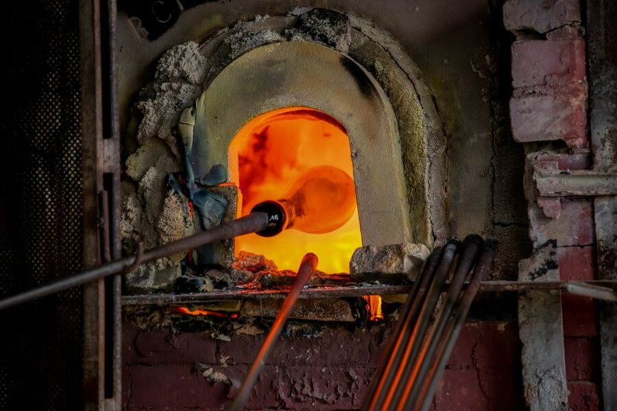 From Punta Sabbioni: Murano and Burano Islands Boat Tour - Murano’s furnace and the art of making glass