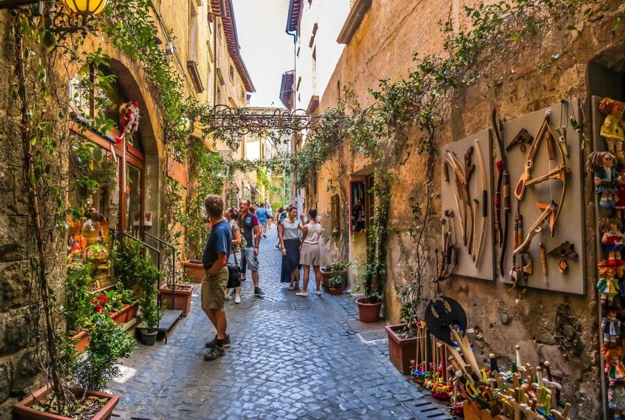 From Rome: Bagnoregio & Orvieto Day Trip with Wines & Lunch - Key points at a glance