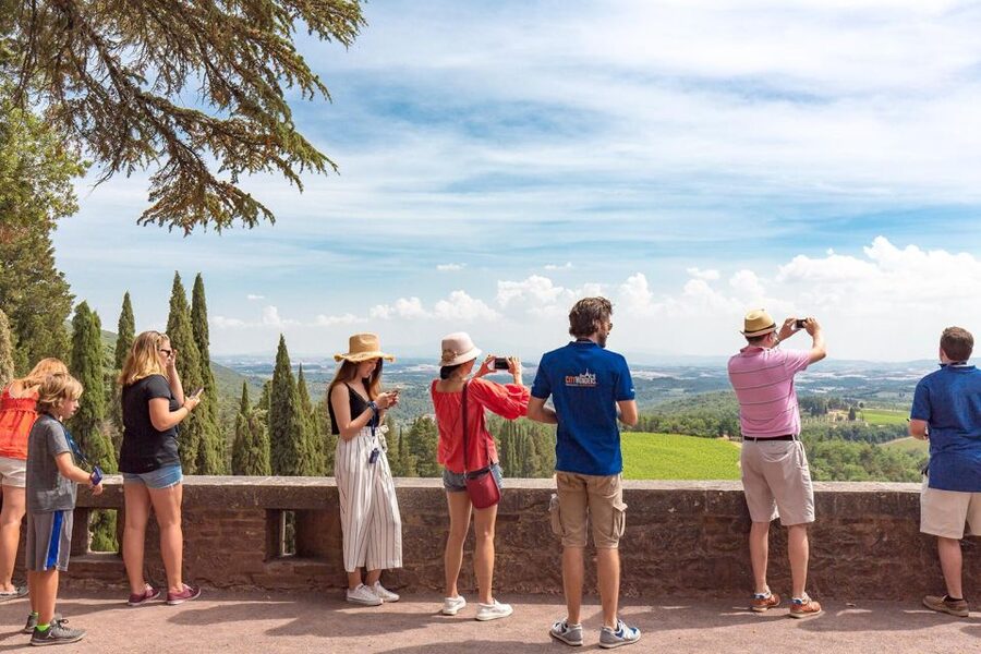 From Rome: Bagnoregio & Orvieto Day Trip with Wines & Lunch - Why Civita di Bagnoregio is worth the long ride