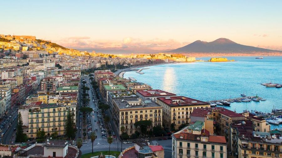 From Rome: Pompeii and Naples Day Trip by High-Speed Train - Espresso, sfogliatella, and a short free hour