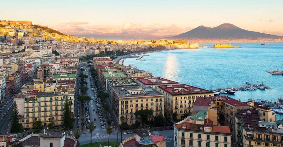 From Rome: Pompeii and Naples Day Trip by High-Speed Train - From Naples station to Pompeii