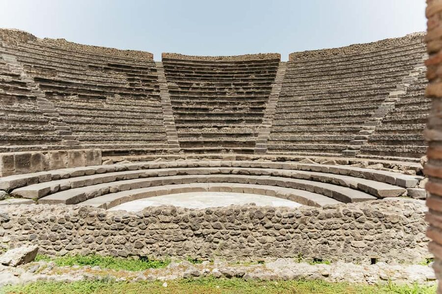 From Rome: Pompeii Day Trip with Optional Vesuvius and Lunch - What the $88 price really buys
