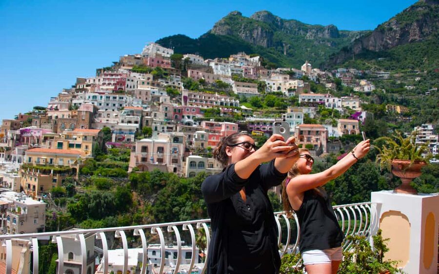 From Rome: Pompeii, Positano and Amalfi Coast Day Trip - The ride back to Rome