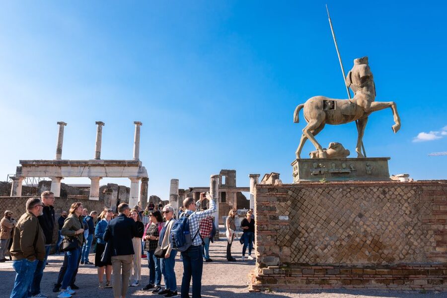 From Rome: Pompeii, Positano and Amalfi Coast Day Trip - Leaving Rome and crossing southern Italy